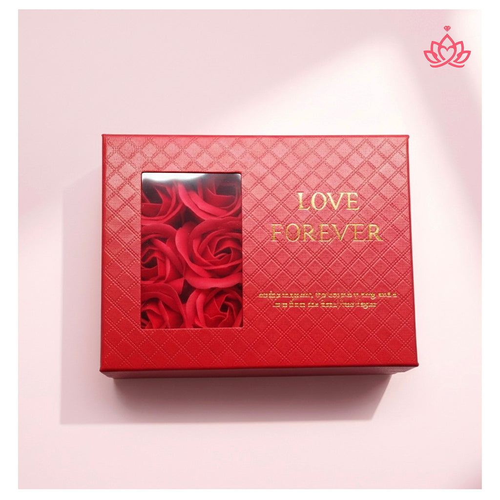 Luxury Heart Pendant Necklace with Preserved Rose Gift Box – Perfect Romantic Gift
